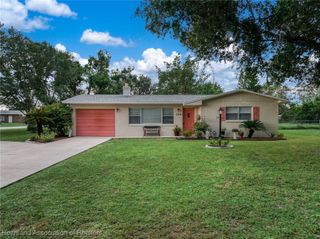 200 Robin Avenue, Sebring, FL 33870