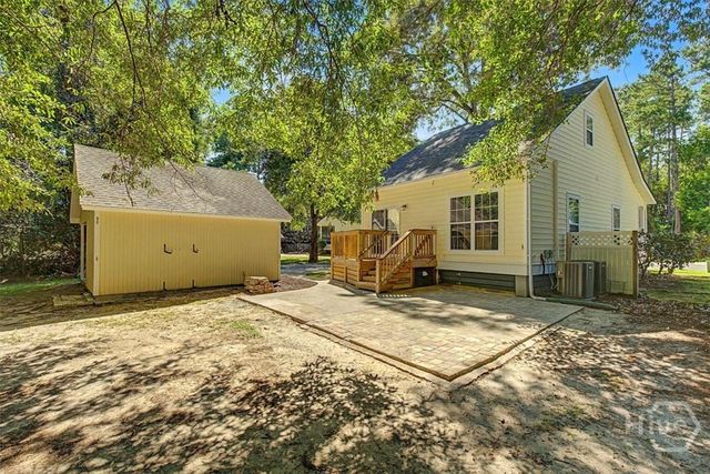90 Brisbon Hall Drive, Richmond Hill, GA 31324
