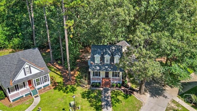 90 Brisbon Hall Drive, Richmond Hill, GA 31324