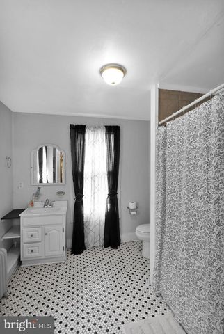 239 MULBERRY ST, Reading, PA 19604