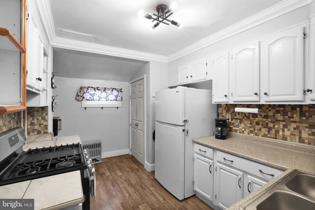 239 MULBERRY ST, Reading, PA 19604