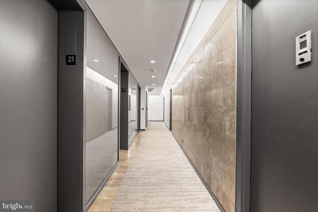 210 LOCUST ST #21E, Philadelphia, PA 19106