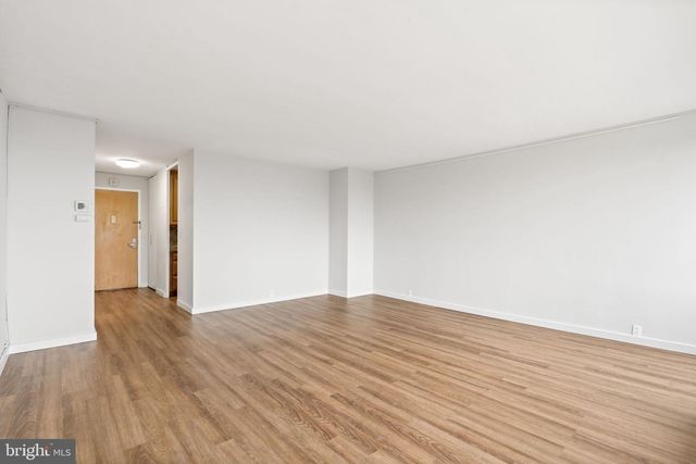 210 LOCUST ST #21E, Philadelphia, PA 19106