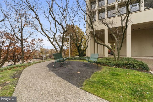 210 LOCUST ST #21E, Philadelphia, PA 19106