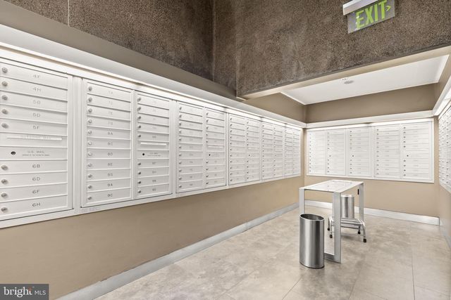 210 LOCUST ST #21E, Philadelphia, PA 19106