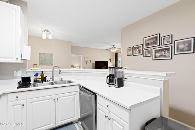 100 Kensington Blvd Apt 1202, Bluffton, SC 29910