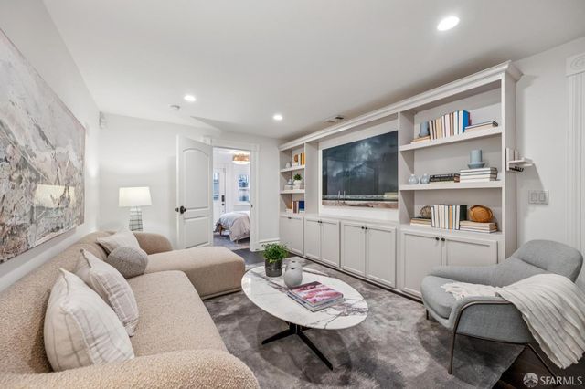 15 Eugenia Avenue, San Francisco, CA 94110
