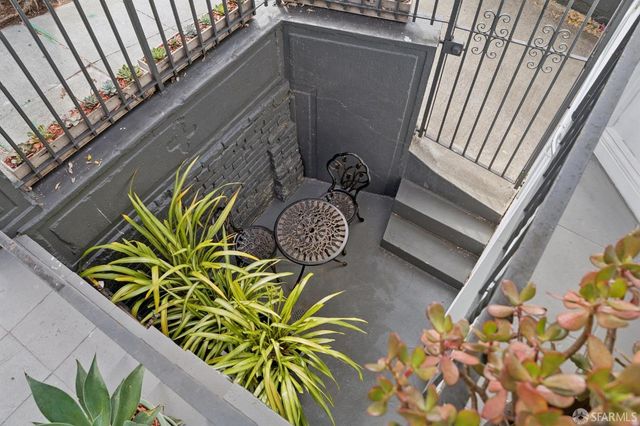 15 Eugenia Avenue, San Francisco, CA 94110
