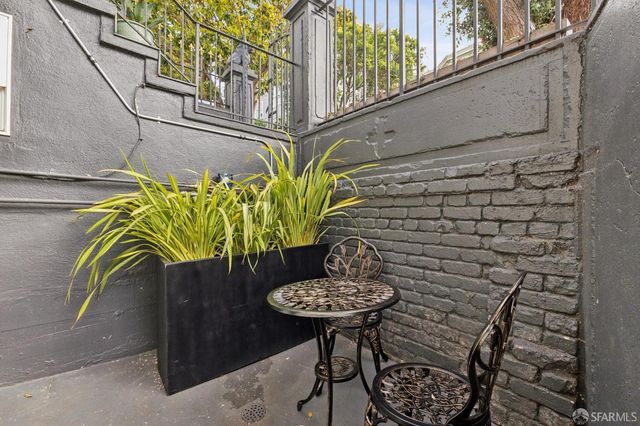 15 Eugenia Avenue, San Francisco, CA 94110