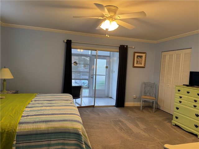 58 Woodland Drive 103, Vero Beach, FL 32962