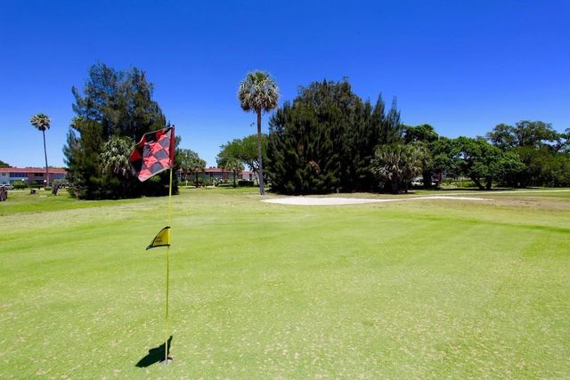 58 Woodland Drive 103, Vero Beach, FL 32962