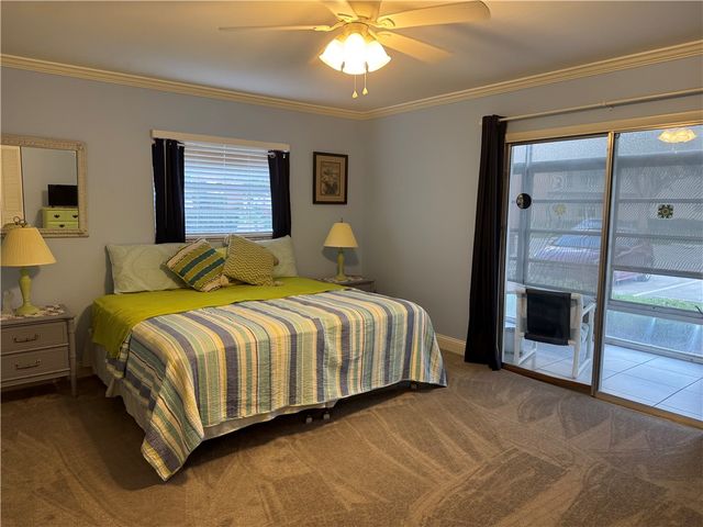 58 Woodland Drive 103, Vero Beach, FL 32962