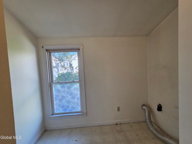 14 John Street, Glens Falls, NY 12801