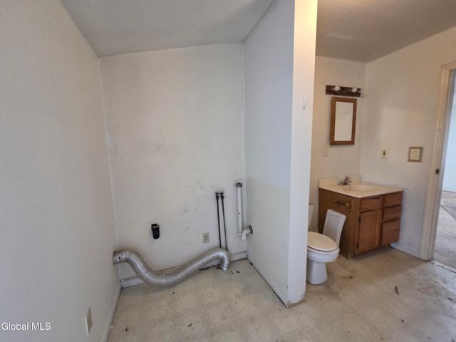 14 John Street, Glens Falls, NY 12801