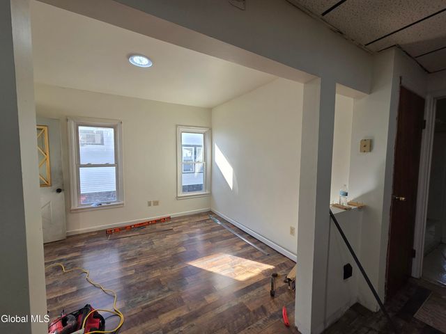 14 John Street, Glens Falls, NY 12801