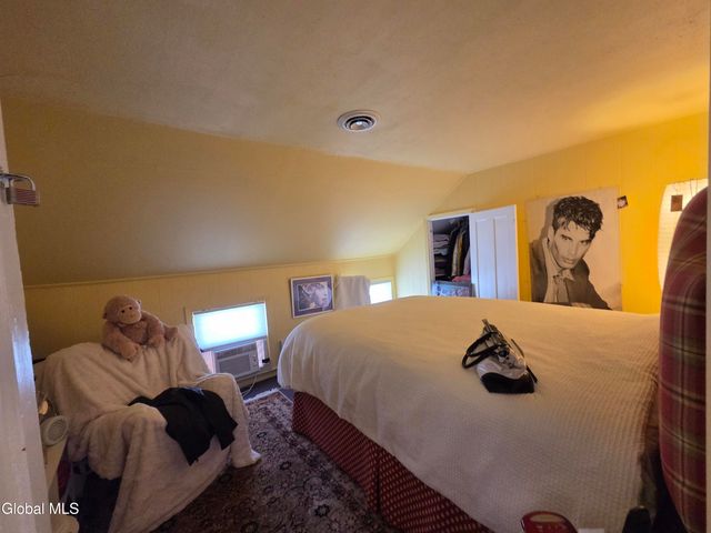 14 John Street, Glens Falls, NY 12801