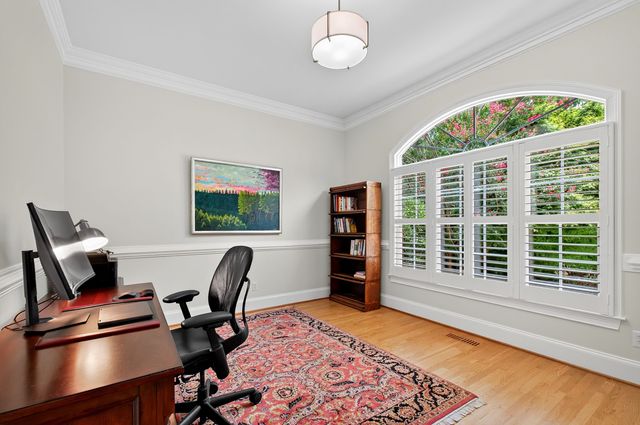 120 Swan Lake Court, Chapel Hill, NC 27517