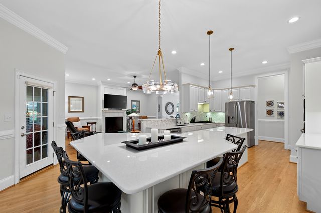 120 Swan Lake Court, Chapel Hill, NC 27517