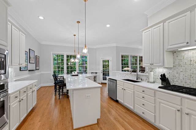120 Swan Lake Court, Chapel Hill, NC 27517