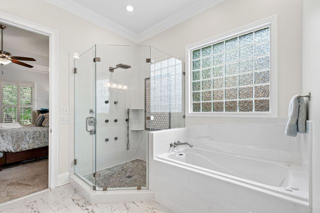120 Swan Lake Court, Chapel Hill, NC 27517