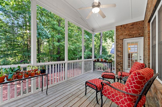 120 Swan Lake Court, Chapel Hill, NC 27517