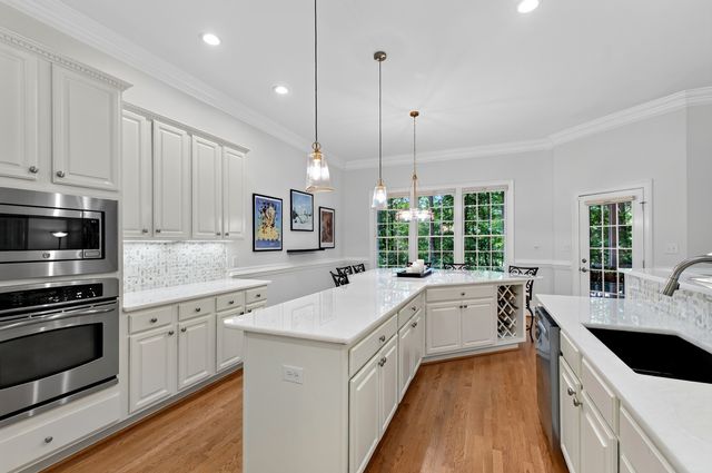 120 Swan Lake Court, Chapel Hill, NC 27517