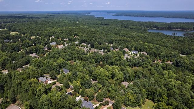 120 Swan Lake Court, Chapel Hill, NC 27517