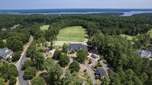 120 Swan Lake Court, Chapel Hill, NC 27517