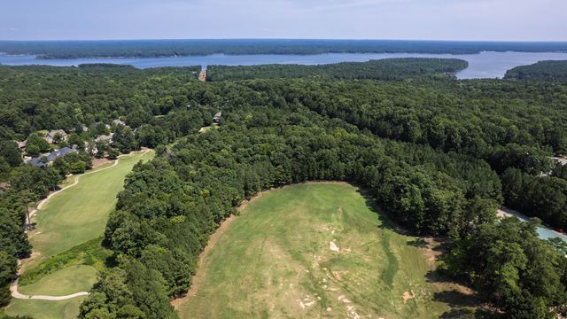 120 Swan Lake Court, Chapel Hill, NC 27517