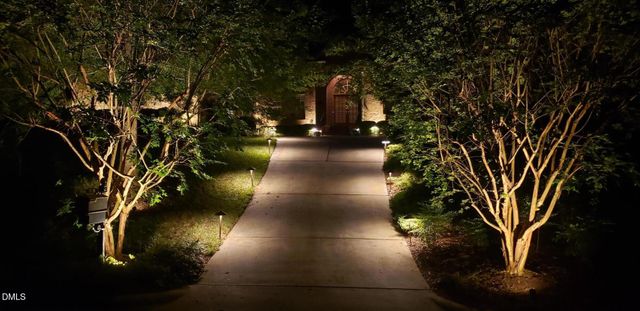120 Swan Lake Court, Chapel Hill, NC 27517