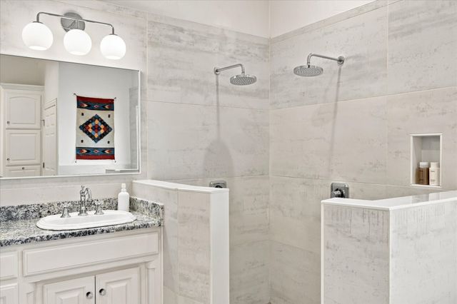 700 Glen Abbey Drive, Mansfield, TX 76063