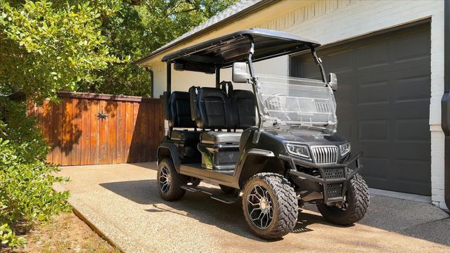 700 Glen Abbey Drive, Mansfield, TX 76063