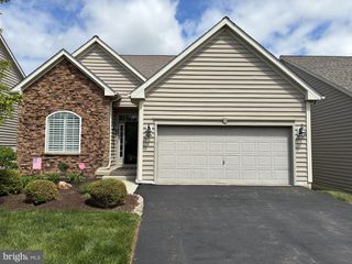 117 PINE VALLEY DR, Avondale, PA 19311
