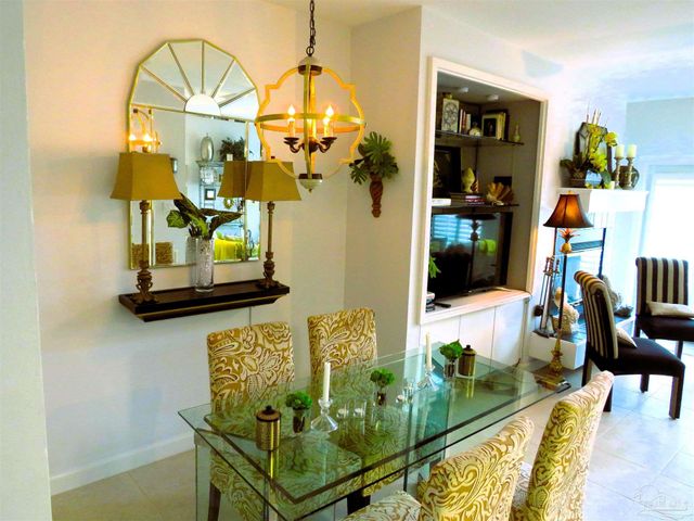 122 Bay Bridge Dr K, Gulf Breeze, FL 32561