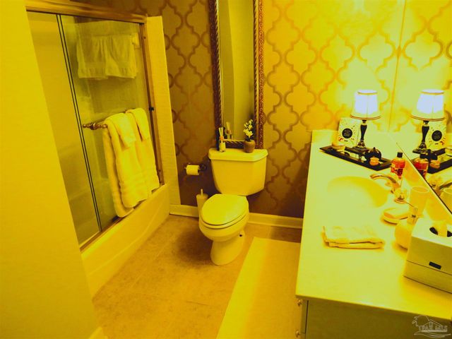 122 Bay Bridge Dr K, Gulf Breeze, FL 32561