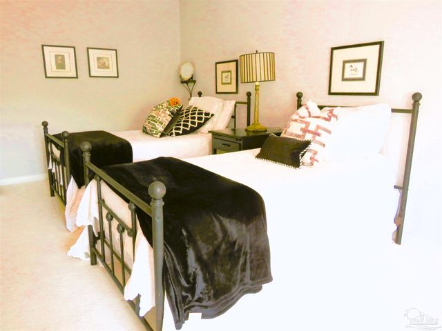 122 Bay Bridge Dr K, Gulf Breeze, FL 32561