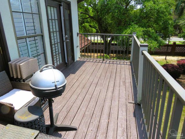 122 Bay Bridge Dr K, Gulf Breeze, FL 32561