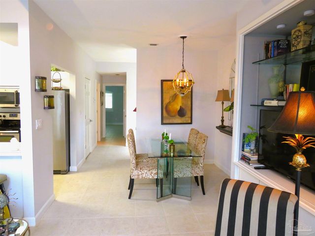 122 Bay Bridge Dr K, Gulf Breeze, FL 32561