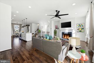 156 SOLARA DR, Winchester, VA 22602