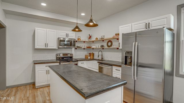 1106 Cherry Street, Kingsport, TN 37660