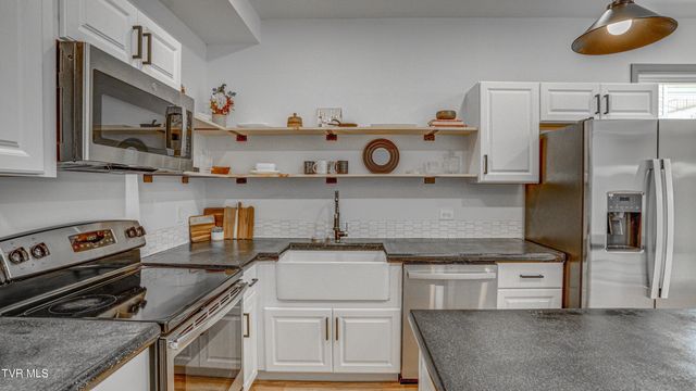 1106 Cherry Street, Kingsport, TN 37660