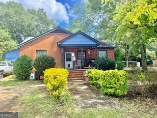 2304 AVALON Avalon Road, Columbus, GA 31907