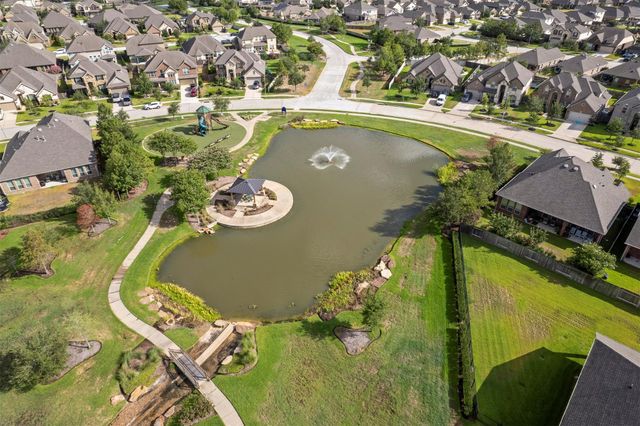 13302 Cameron Reach Drive, Tomball, TX 77377