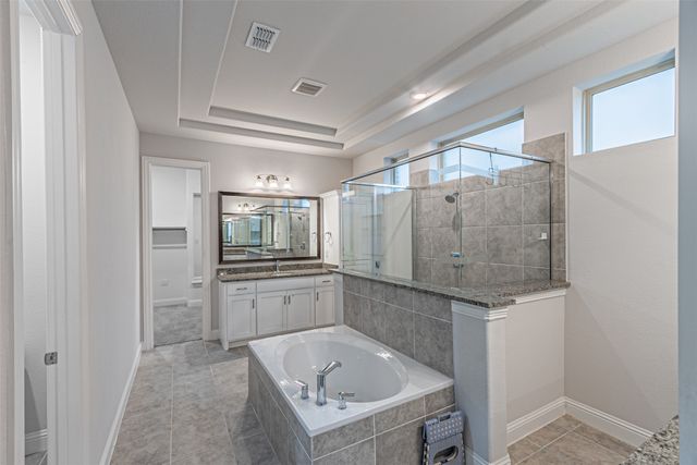 566 Westwood Way Drive, Haslet, TX 76052