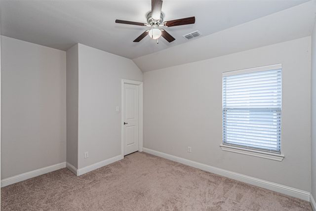 566 Westwood Way Drive, Haslet, TX 76052