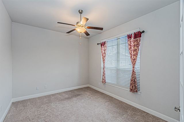 566 Westwood Way Drive, Haslet, TX 76052