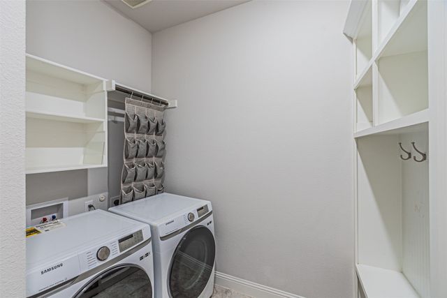 566 Westwood Way Drive, Haslet, TX 76052