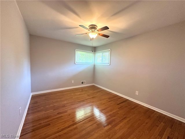 244 Starlight Drive, Seven Hills, OH 44131