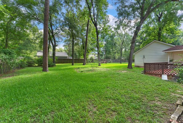 7506 Ramblewood Drive, Magnolia, TX 77354