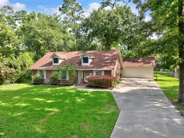 7506 Ramblewood Drive, Magnolia, TX 77354